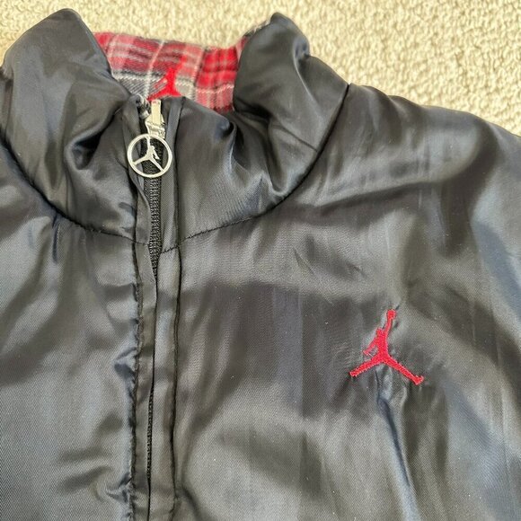 Air Jordan Puffer Vest Full Zip Black Plaid Jumpman Boys Size L - Picture 4 of 13
